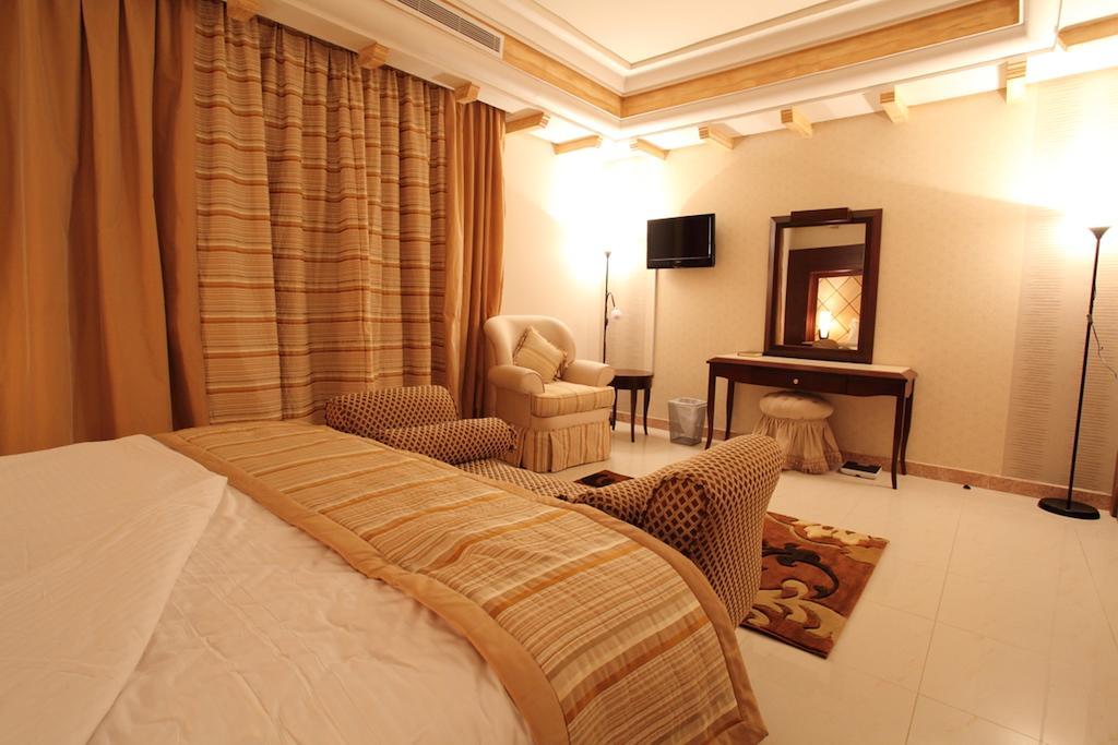 Lavande Suites Yanbu Zimmer foto